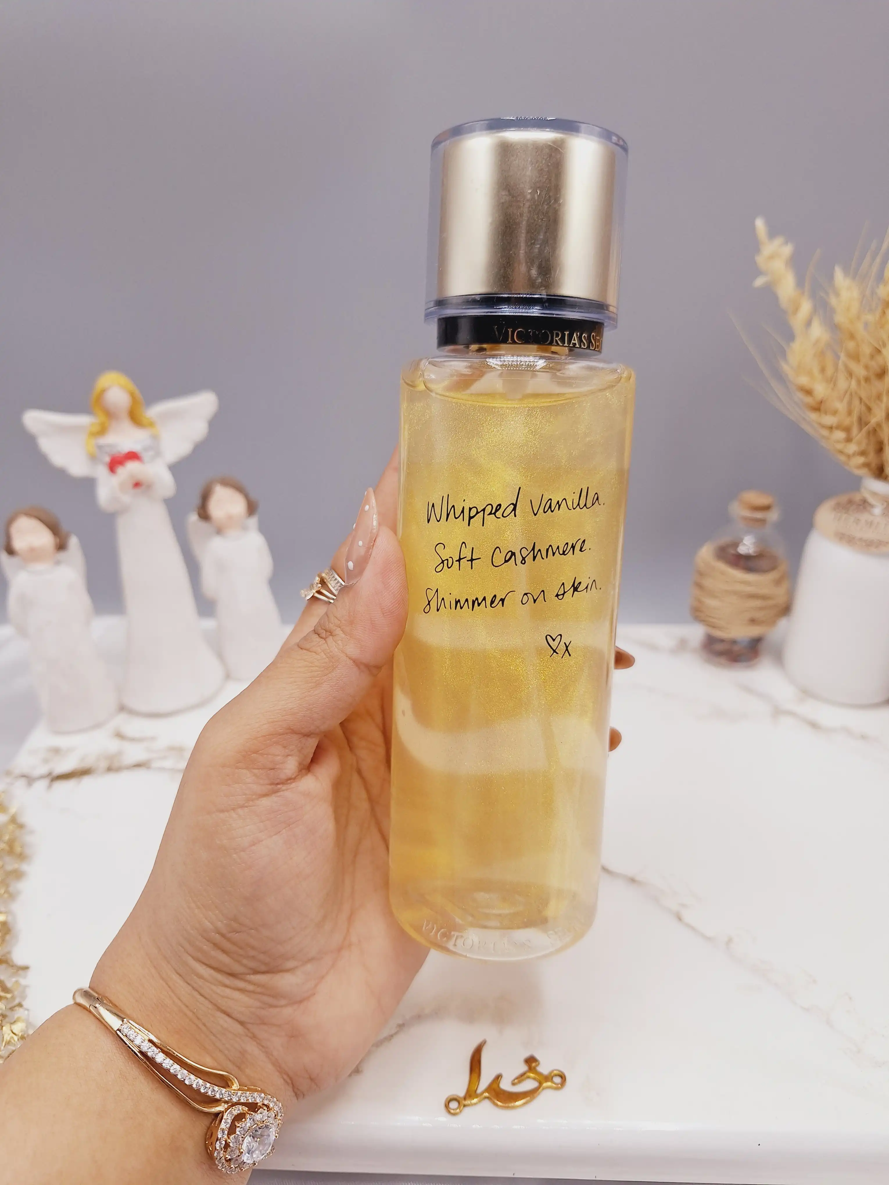 بادی اسپلش 250 ml ویکتوریا سکرت مدل Bare Vanilla Shimmer اورجینال