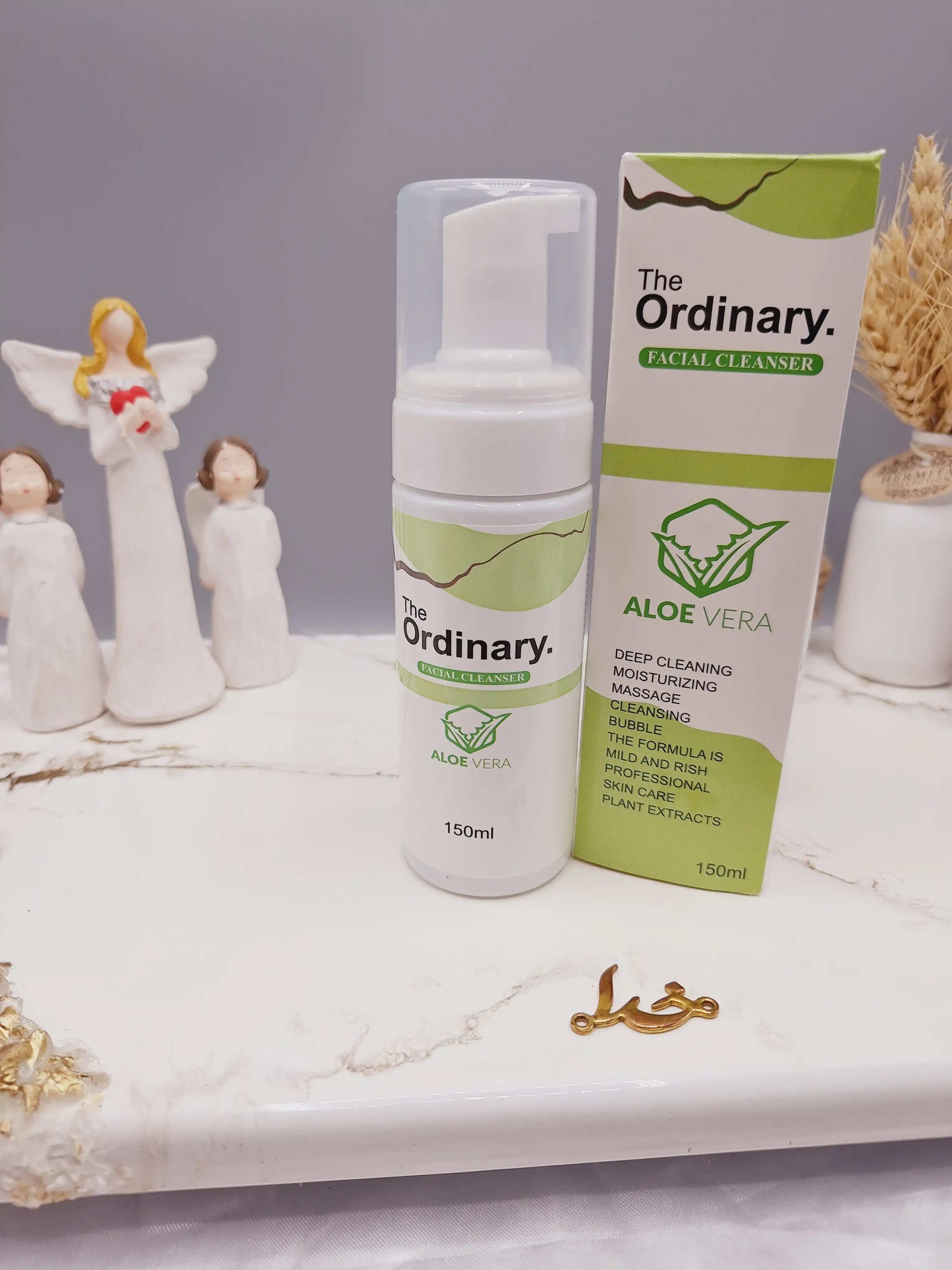 فوم شستشو صورت با عصاره آلوئه ورا برند اوردینری ordinary کد 2201