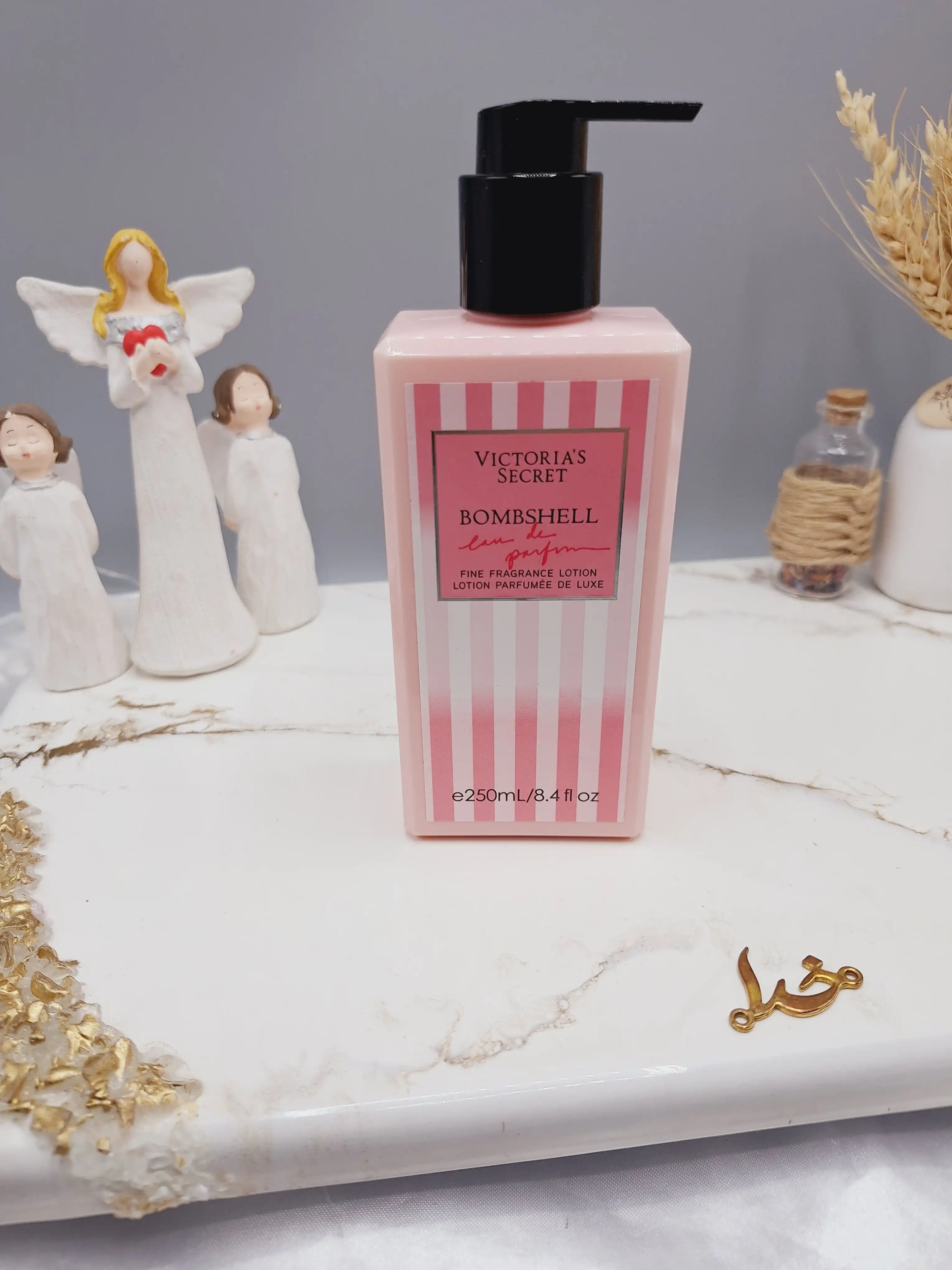 لوسیون بدن عطری برند ویکتوریا سکرت BOMBSHELL