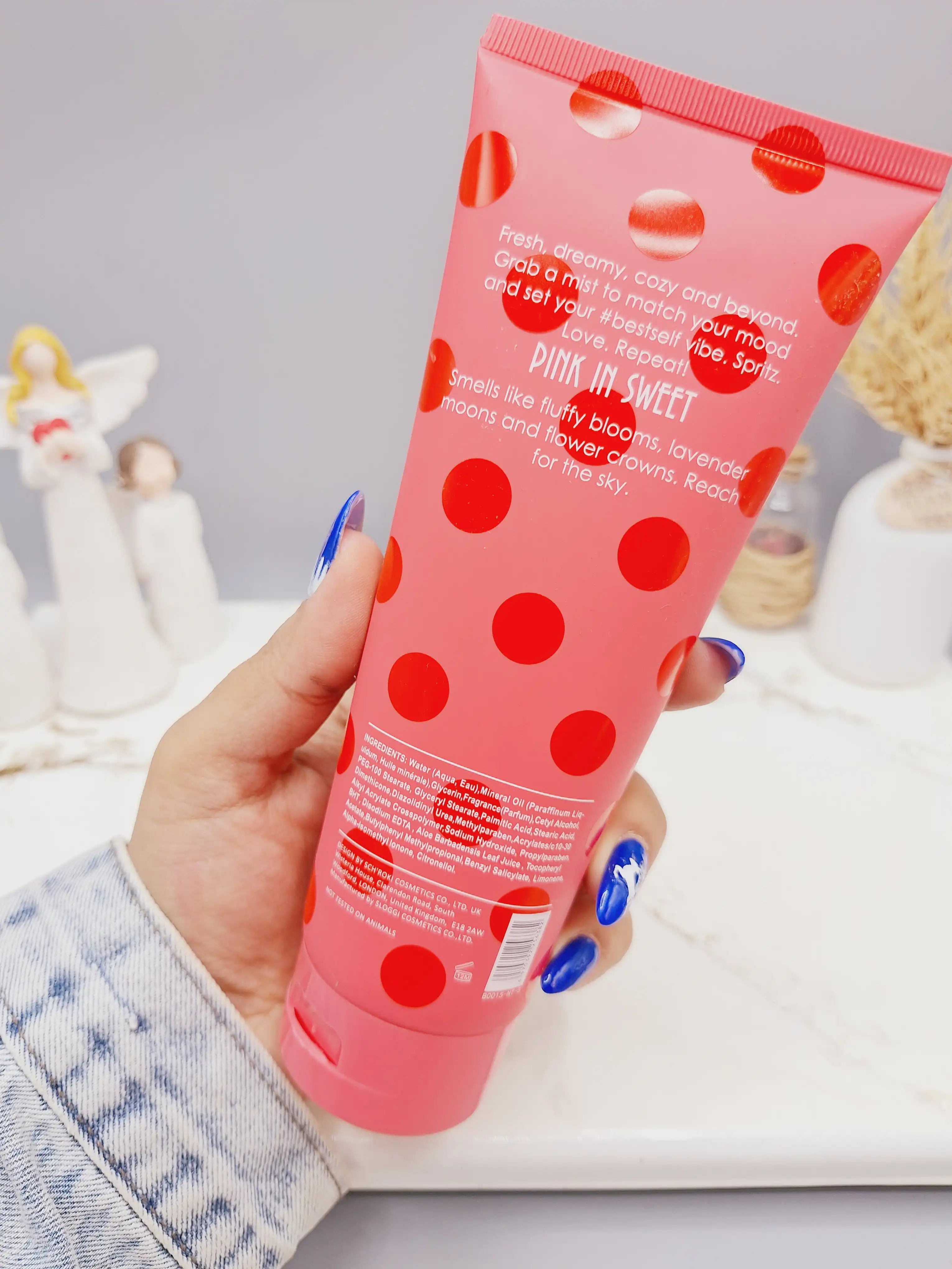 لوسیون عطری خال خالی فوق العاده خوشبو و آبرسان برند PINK IN SWEET حجم 236 گرم مدل Funny &amp; Relaxing کد 6382